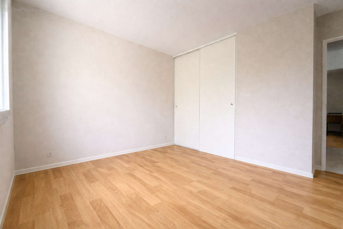 Maison à OZOIR-LA-FERRIERE