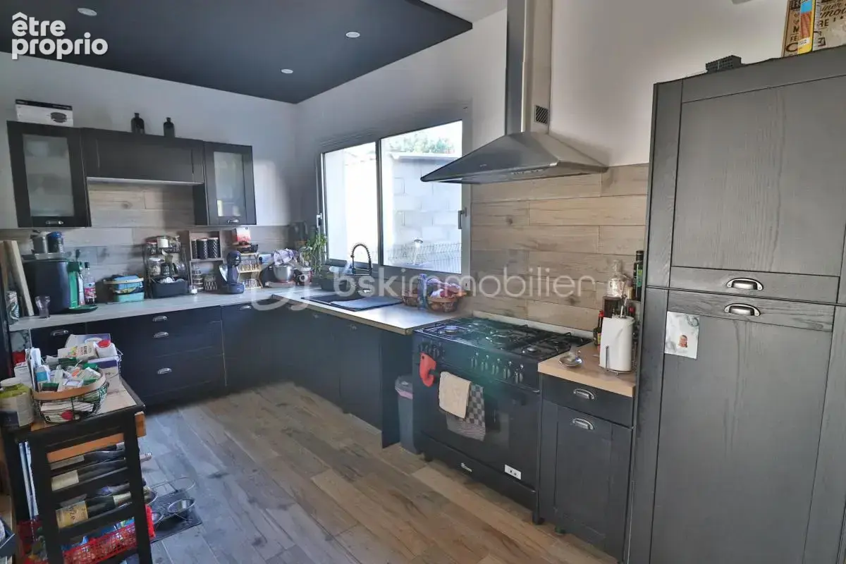Maison R+1, 112m² habitable sur 320m² de terrain, 3 chambres, piscine - photo 6
