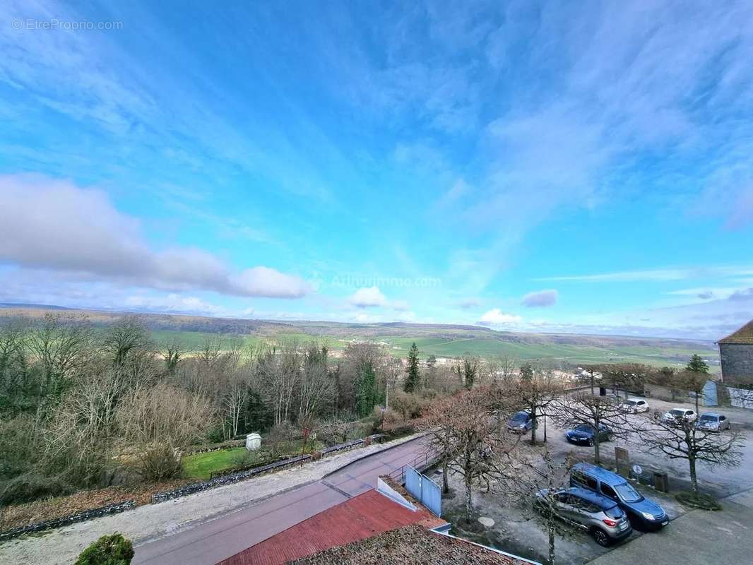 Appartement à BOURMONT