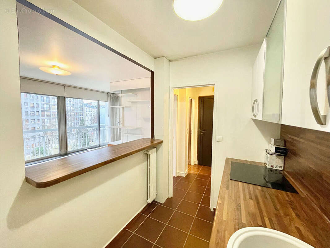 Appartement à PARIS-19E