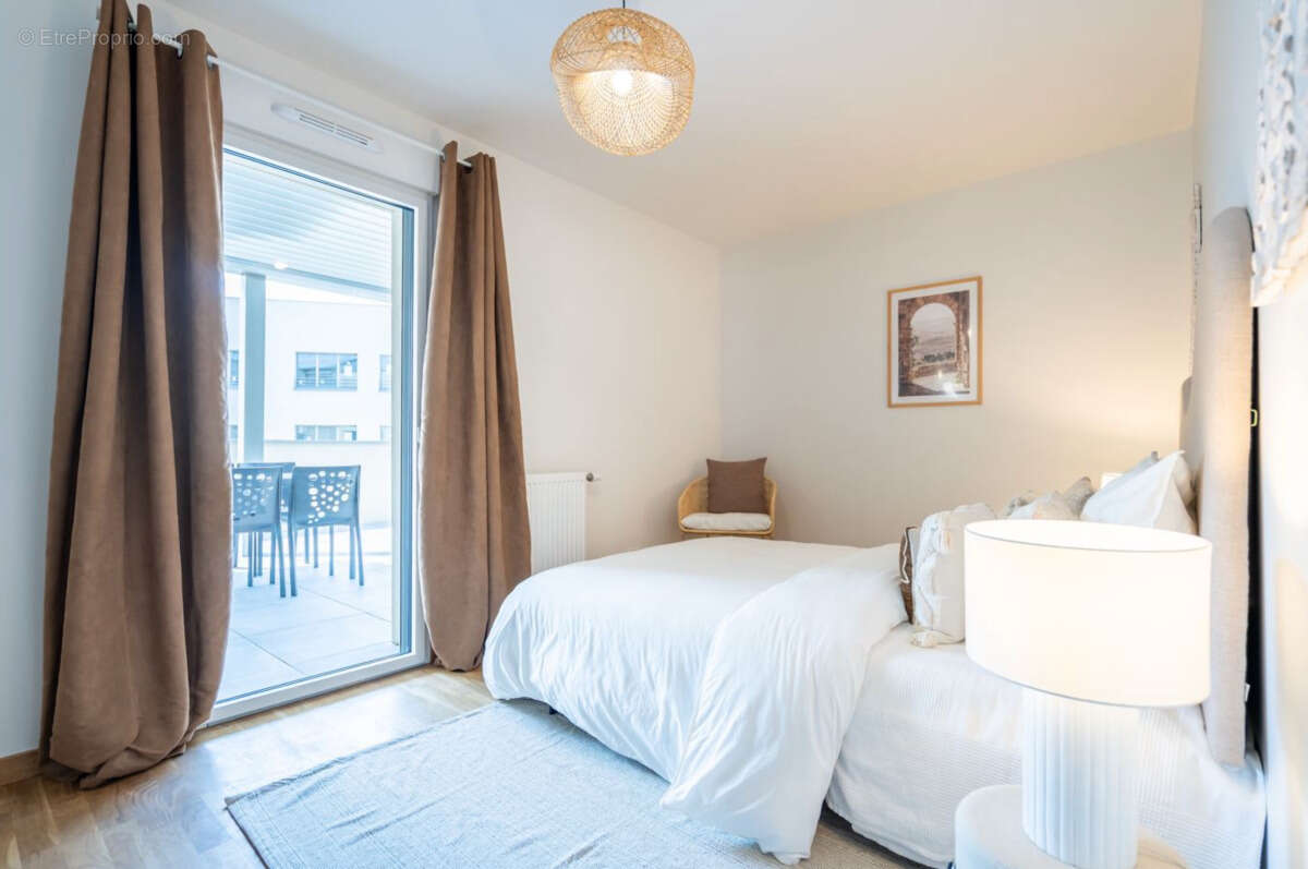 Appartement à LYON-9E