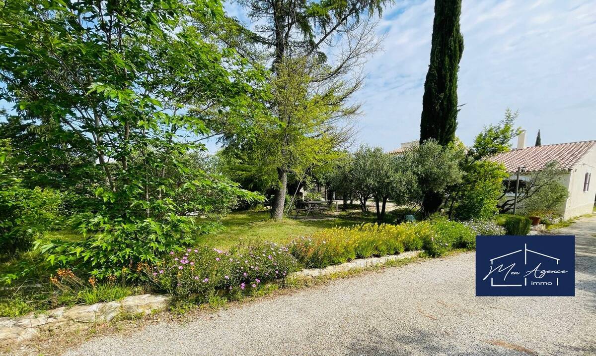 Maison à VILLENEUVE-LES-AVIGNON