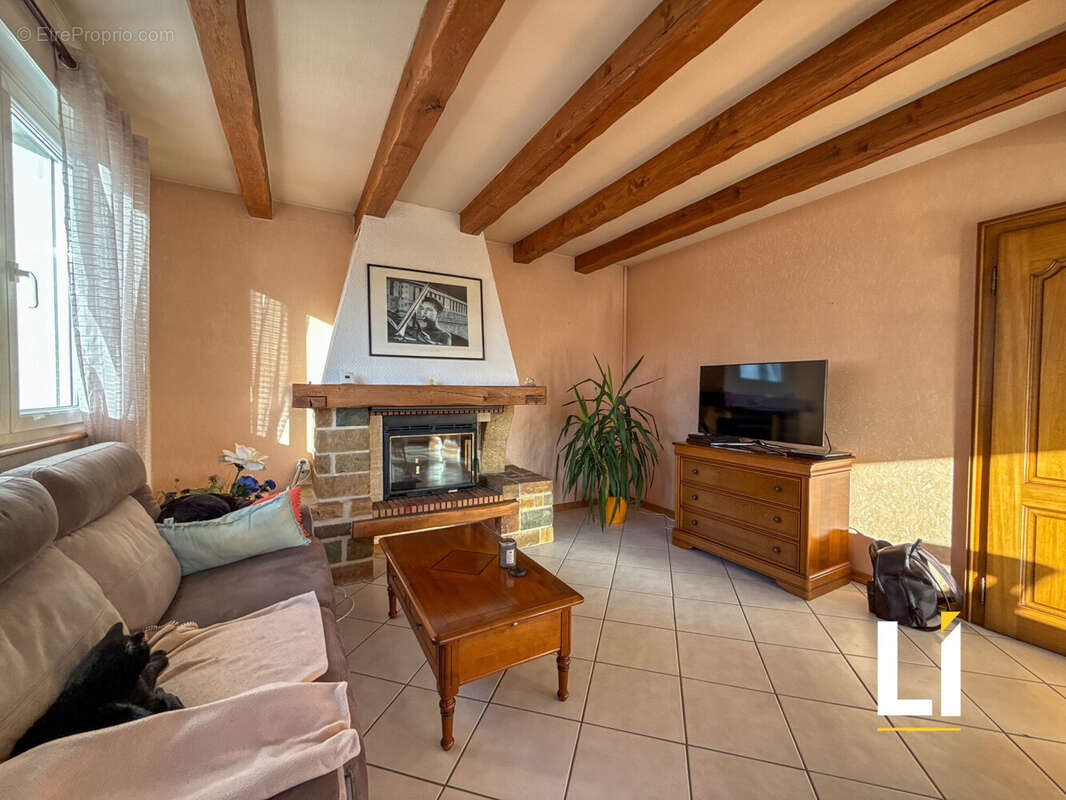 Maison à CHARQUEMONT