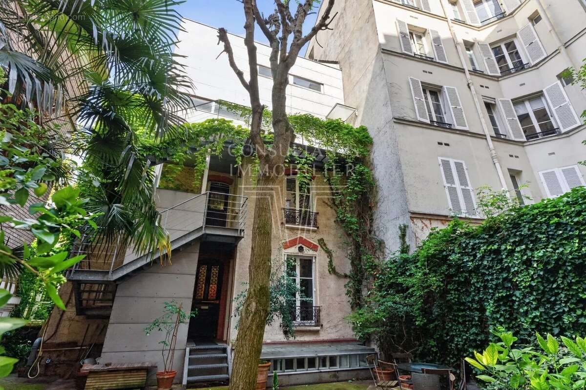 Maison à PARIS-5E