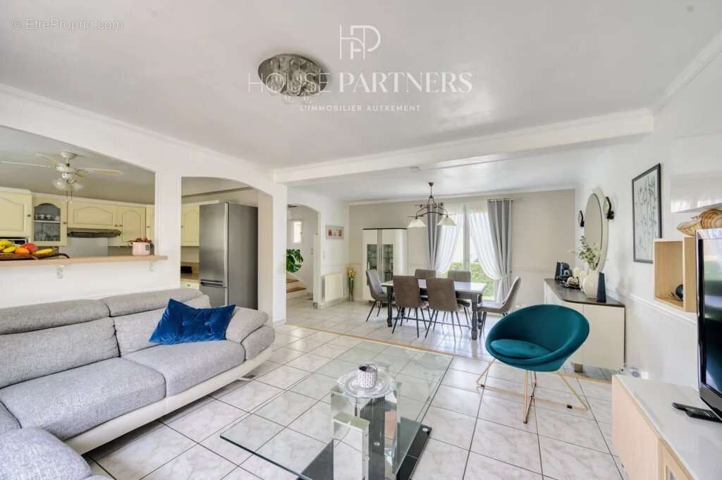 Maison à ECQUEVILLY