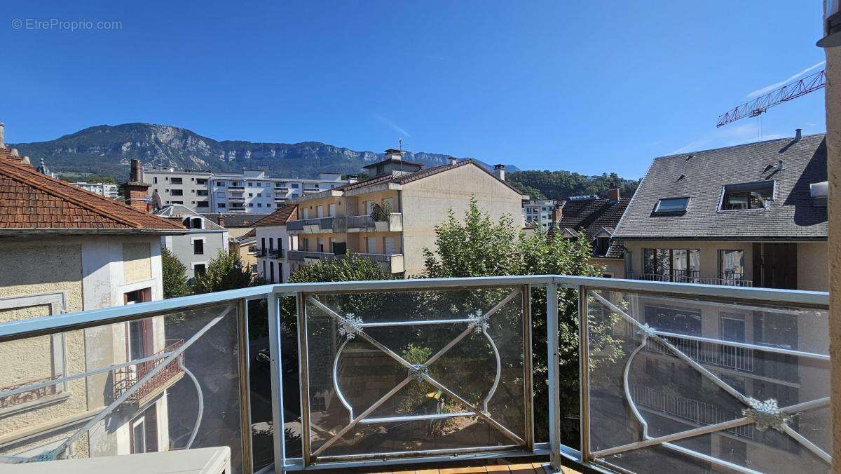 Appartement à AIX-LES-BAINS