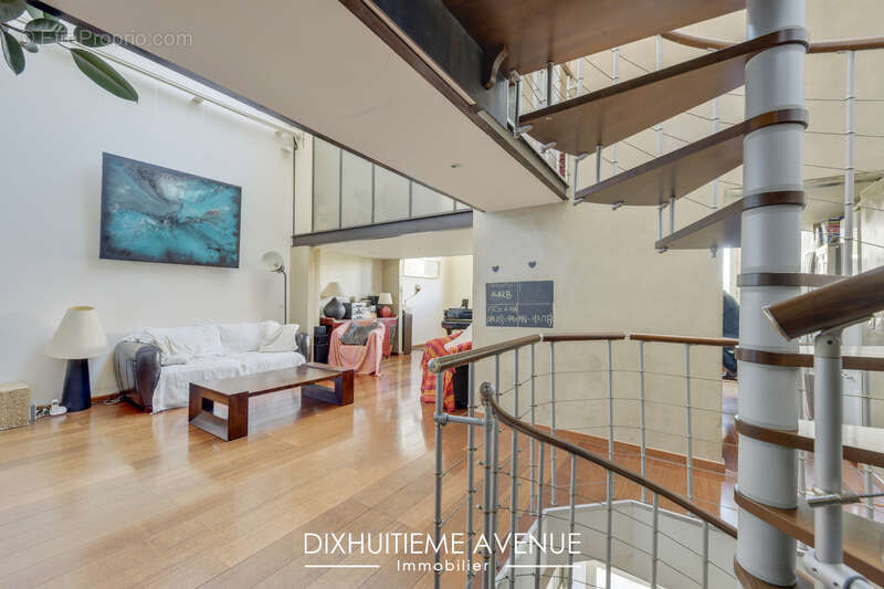 Appartement à SAINT-DENIS