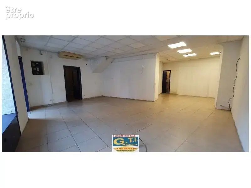 Commerce 60 m² à vendre à Saint-Chinian (34360) - photo 3