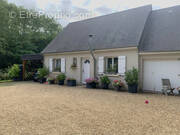 Maison à NAZELLES-NEGRON