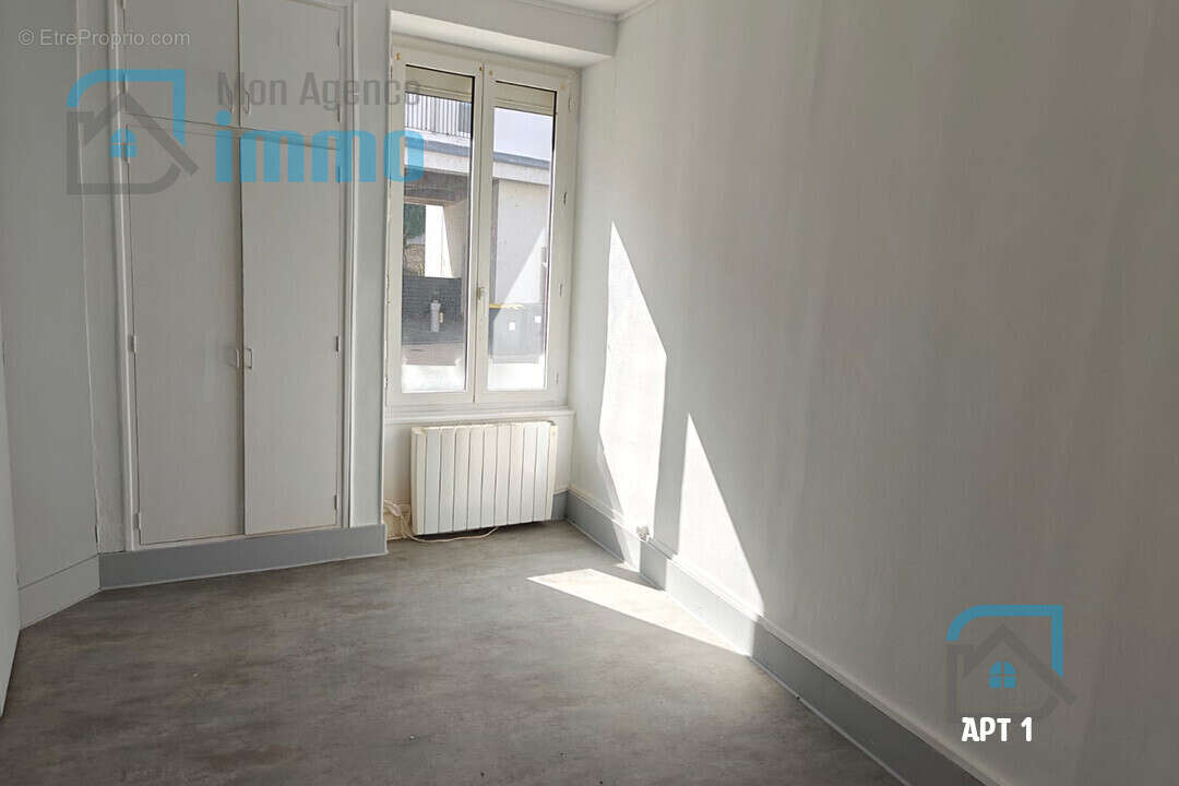 Appartement à MEHUN-SUR-YEVRE