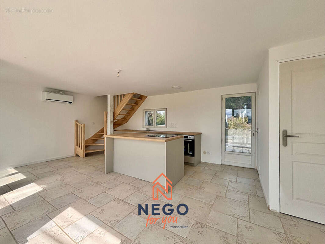 Maison à SAINTE-GEMMES-SUR-LOIRE