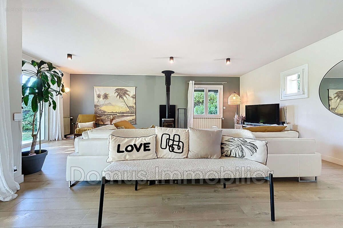 Maison à ALTHEN-DES-PALUDS