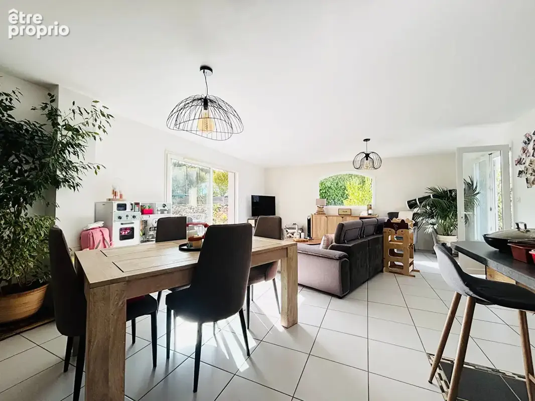 Maison plain pied dans un cadre bucolique - photo 3