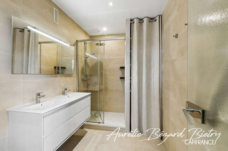Appartement à GARCHES
