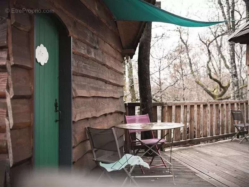 Maison à MONCEAUX-SUR-DORDOGNE