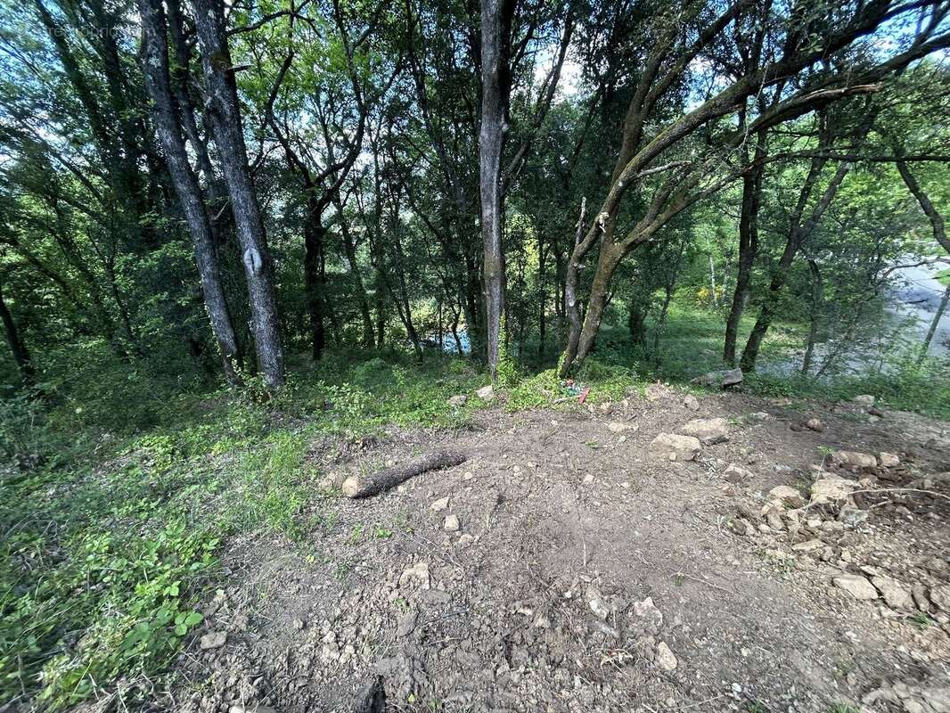 Terrain à SAINT-JEAN-DU-GARD