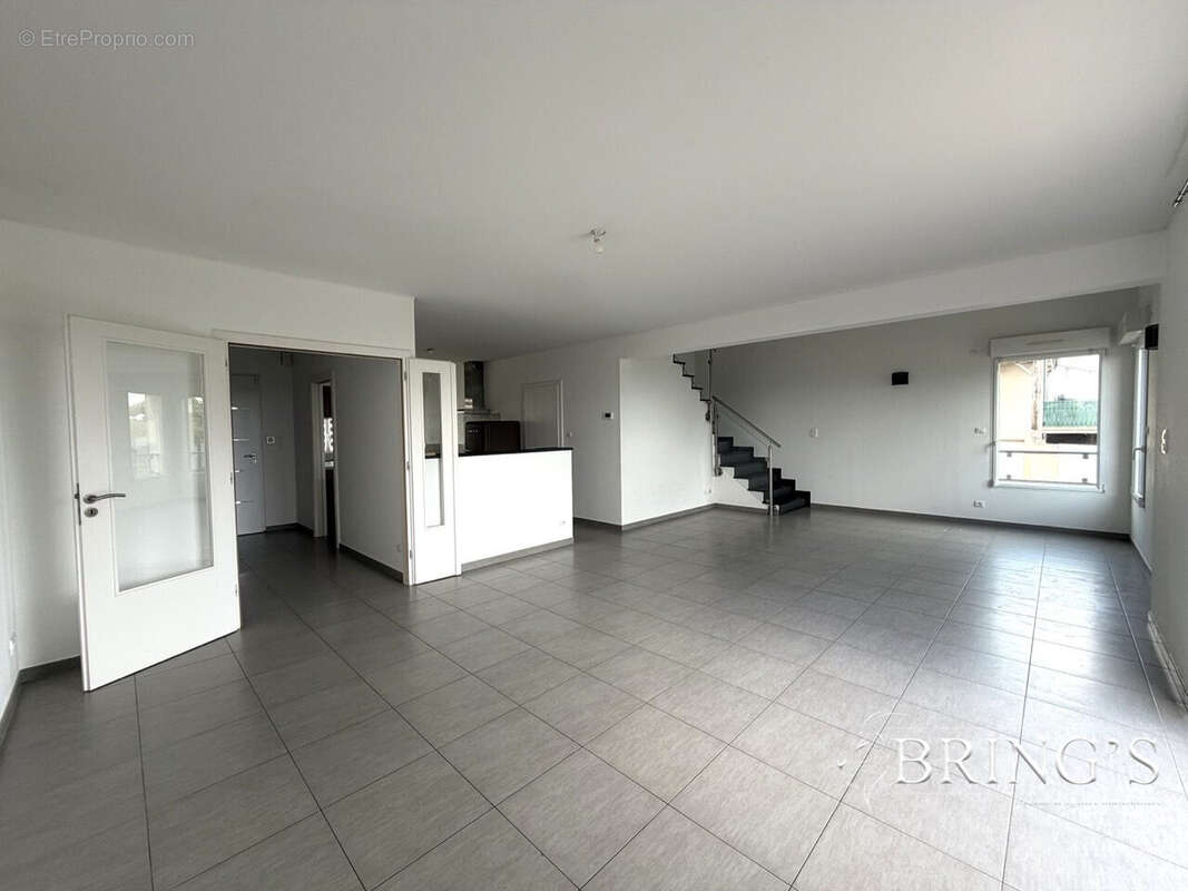Maison 121 m² à Thionville  - photo 2
