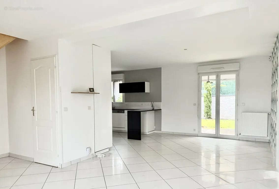 Maison à VIRY-CHATILLON