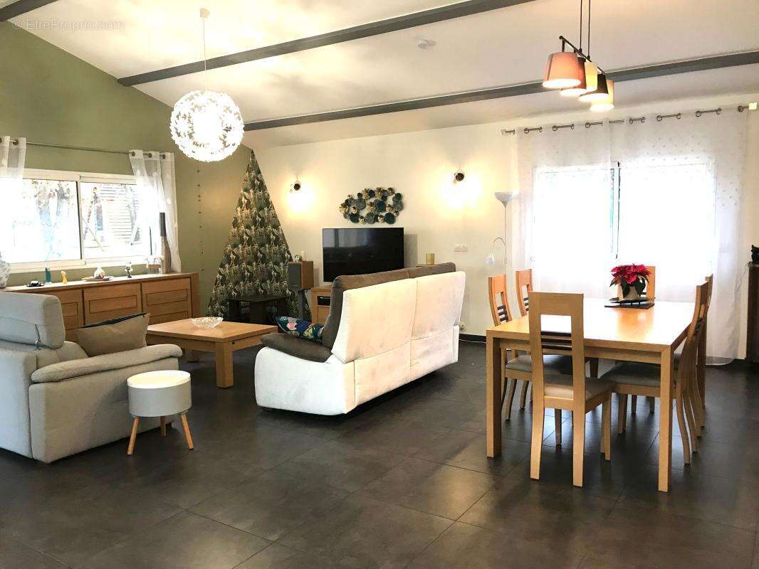 Maison à MOLLANS-SUR-OUVEZE