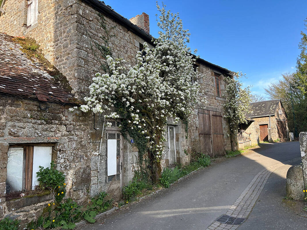 Maison à ATHIS-DE-L'ORNE