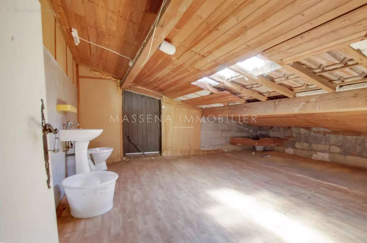 Maison à CAGNES-SUR-MER