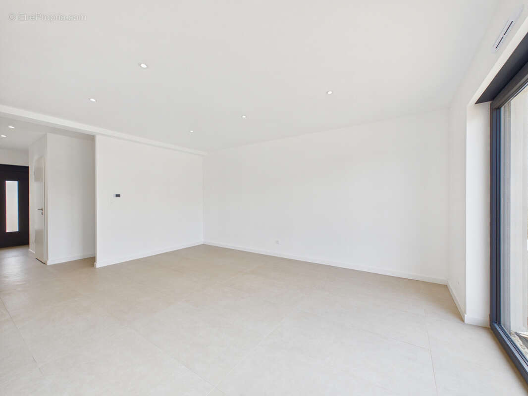 Maison neuve 4 pièces 110 m2 - photo 4