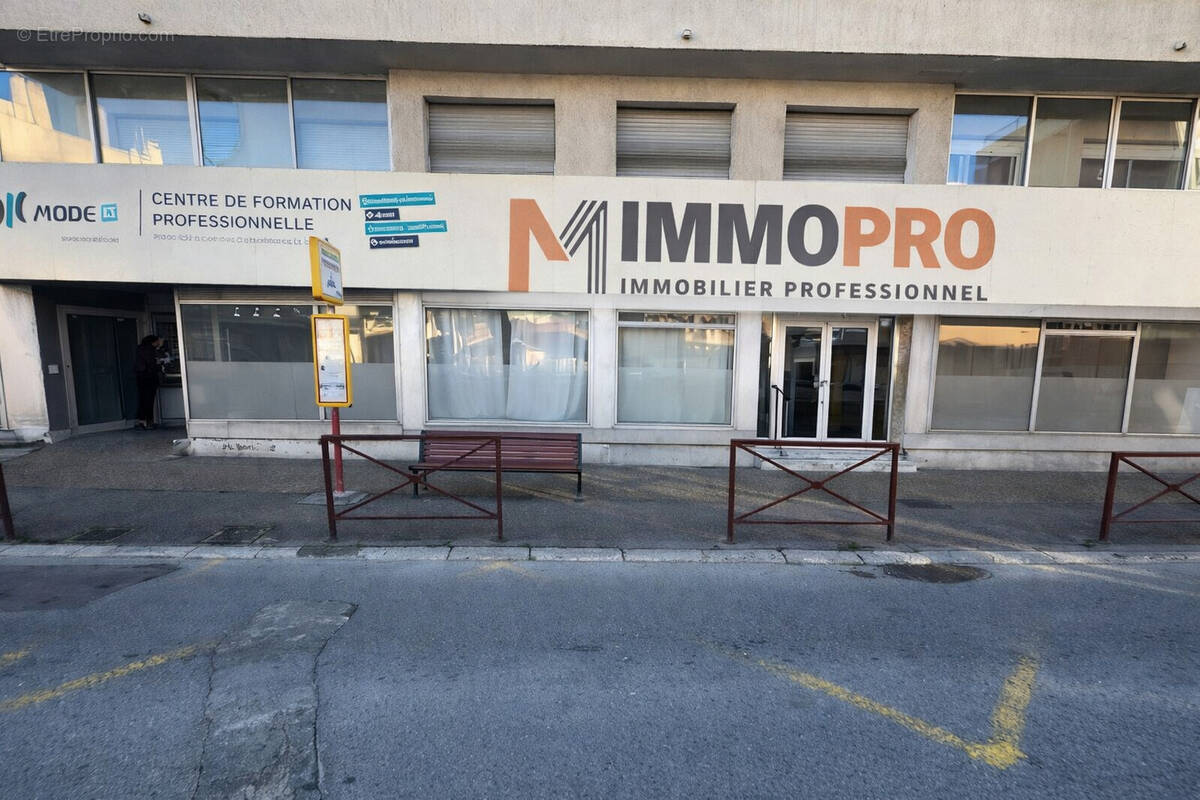 Commerce à DRAGUIGNAN