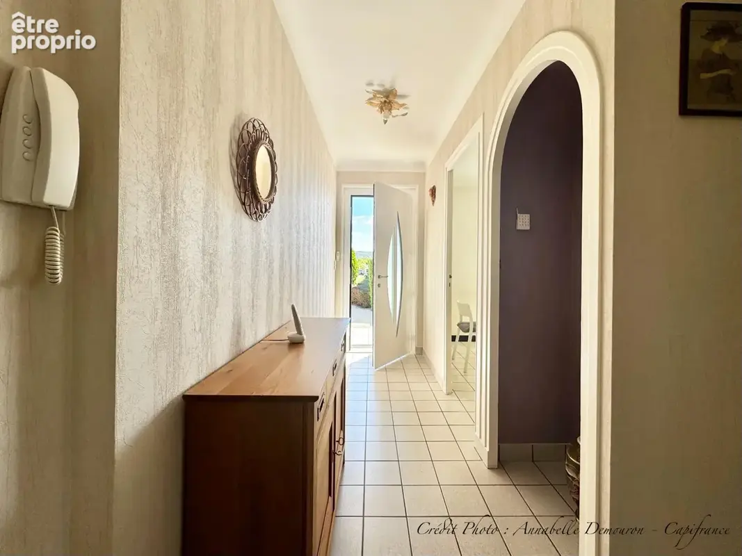 MOZAC – Maison de plain-pied 3 chambres/bureau – PISCINE – TERRAIN divisible de 2324 M² – Garages - photo 4