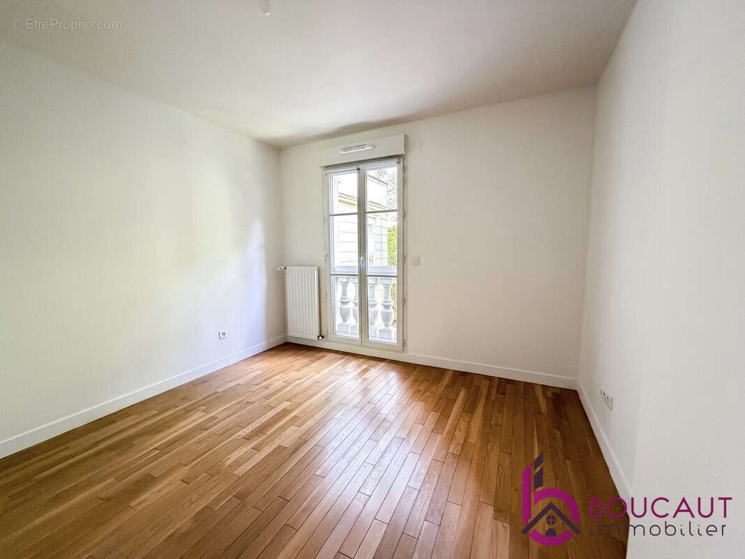 Appartement à LE PLESSIS-ROBINSON