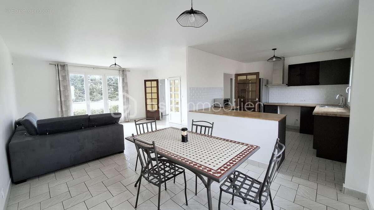 Maison à ASCHERES-LE-MARCHE