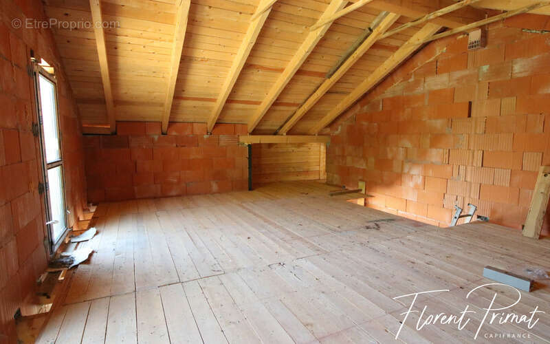 Maison à vendre 5 pièces CULOZ (01) - photo 12