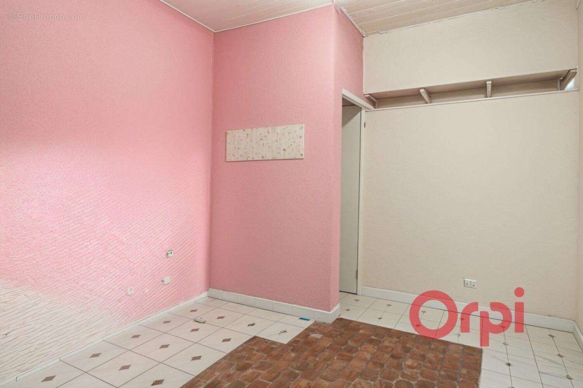 Appartement à MARSEILLE-7E