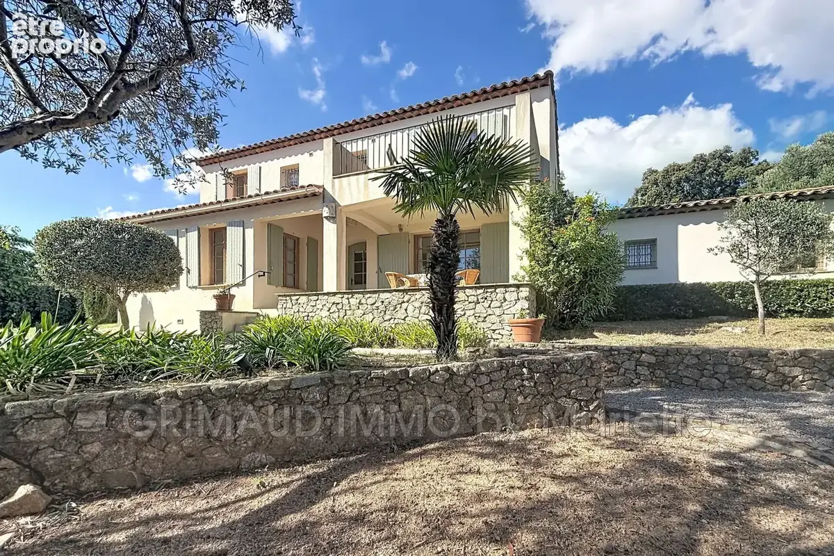 Maison 6 pièces 145 m² à vendre à Plan-De-La-Tour (83120) - photo 1