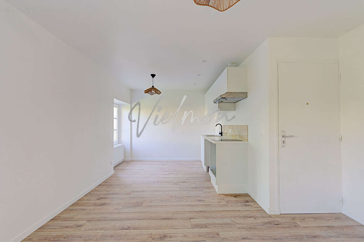 Appartement Saint Germain En Laye 2 pièce(s) 24.71 m2 - photo 3