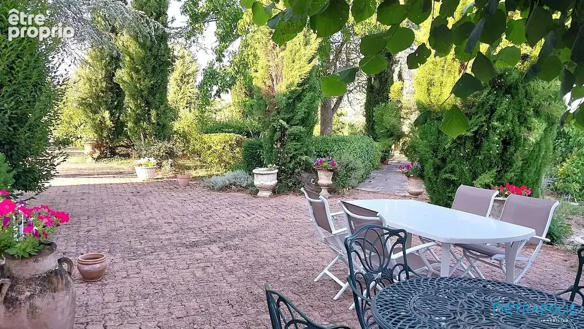 Maison 6 pièces 155 m² à vendre à Charmoy (71710) - photo 6
