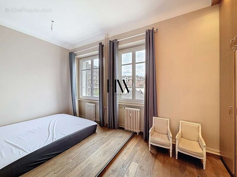 Appartement haussmannien de 161 m² – Centre-ville d’Annemasse – Idéal frontalier Genève - photo 12