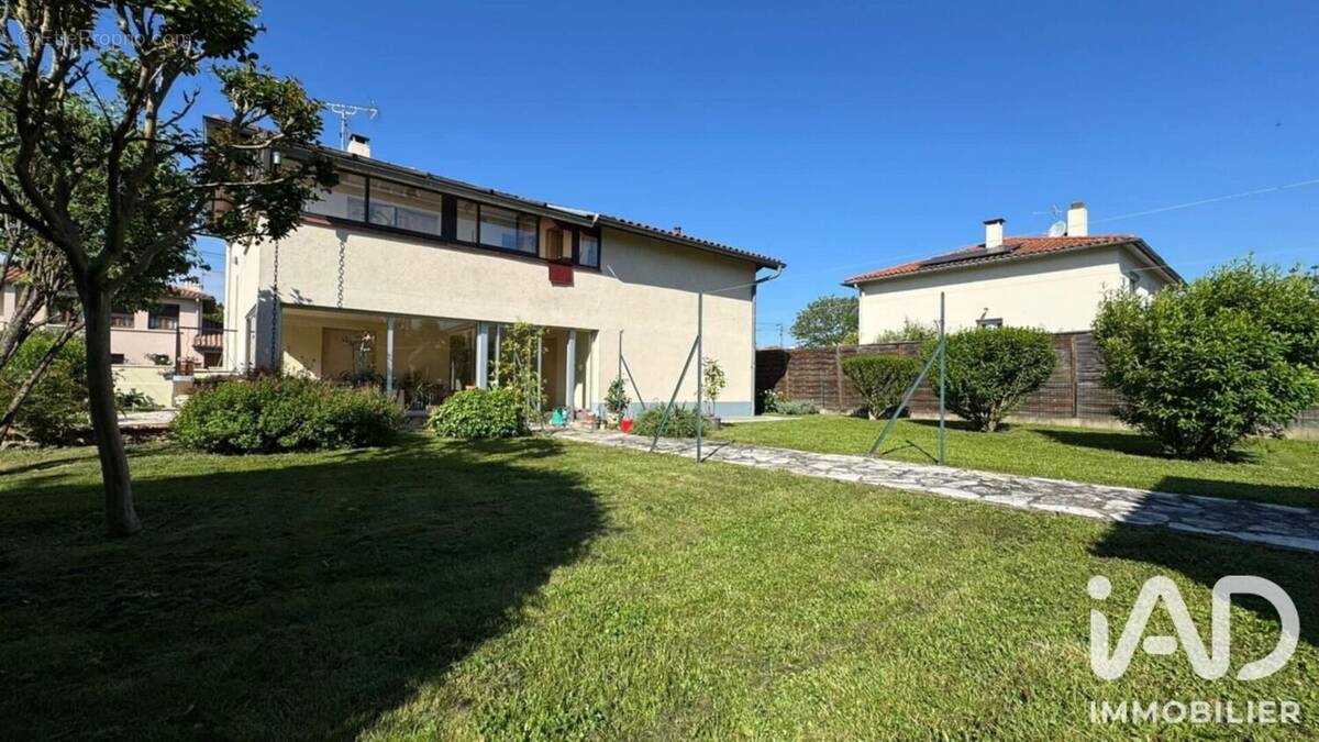 Photo 1 - Maison à BRUGUIERES