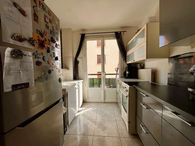 Appartement à MARSEILLE-14E