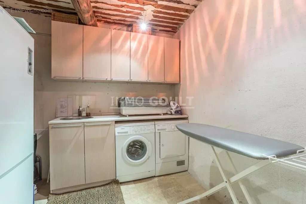 Maison à SAINT-SATURNIN-LES-APT