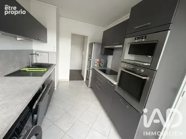 Photo 1 - Appartement à SAINT-FARGEAU-PONTHIERRY