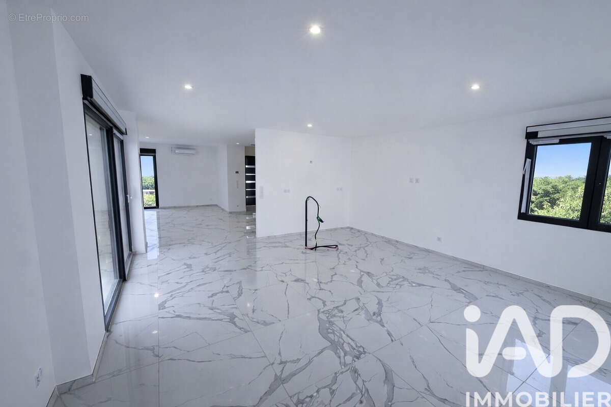 Photo 2 - Maison à AMNEVILLE