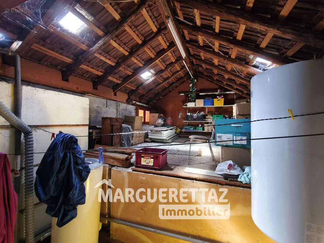 Appartement à AYSE