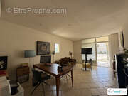 Commerce à MALLEMORT