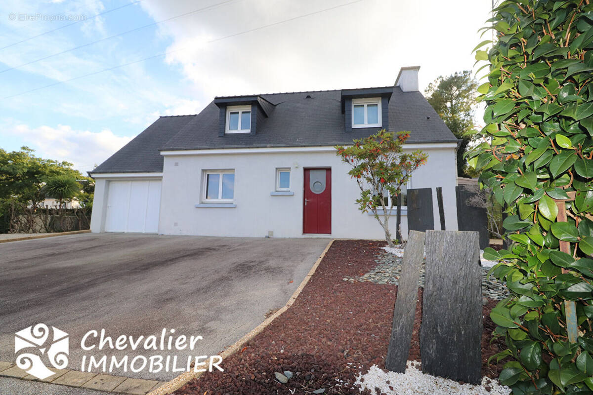 Maison à SAINT-NOLFF