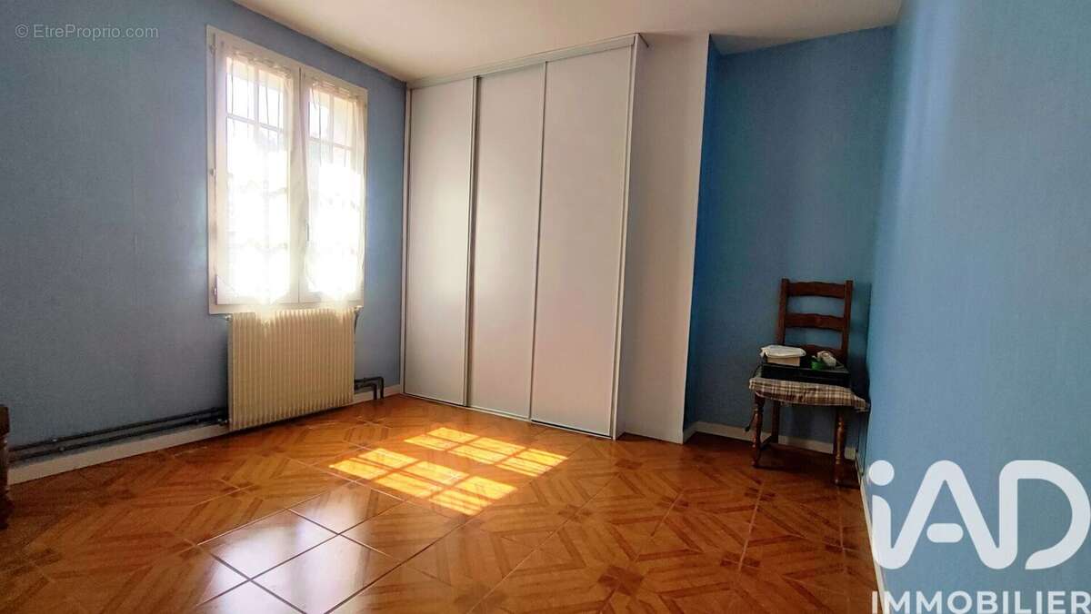 Maison 140 m² à Ezanville  - photo 7