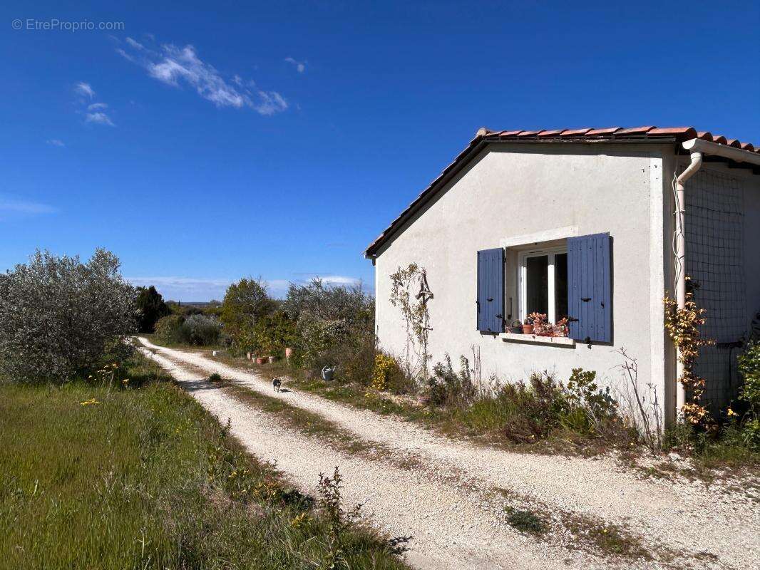 Maison à SAINT-ROMAN-DE-MALEGARDE