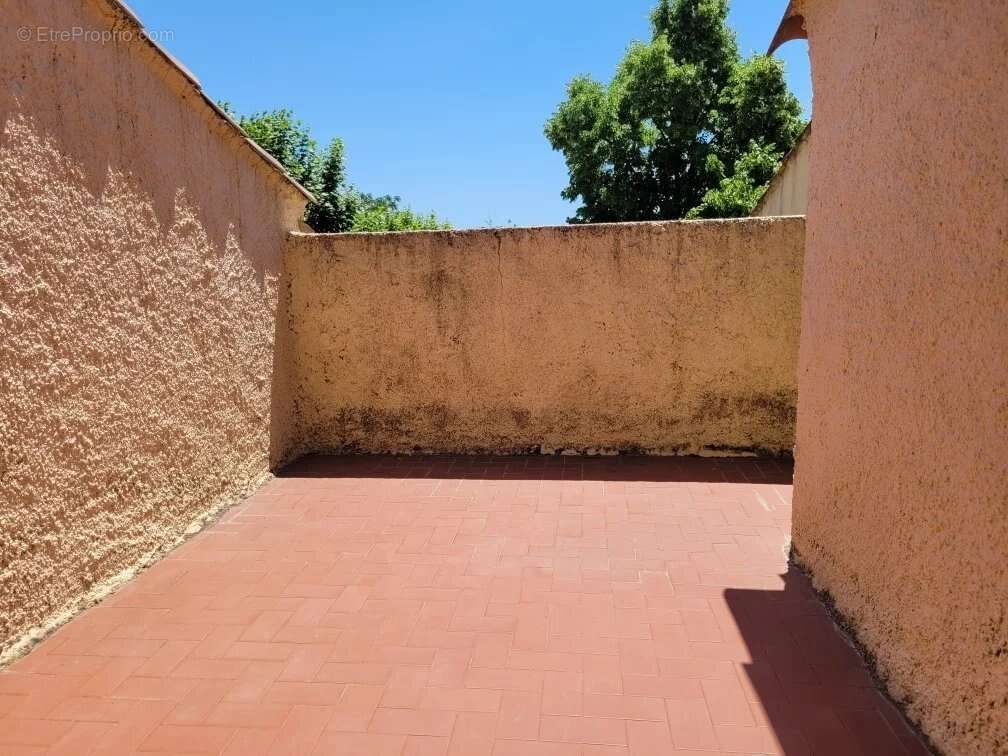 Appartement à PEYMEINADE
