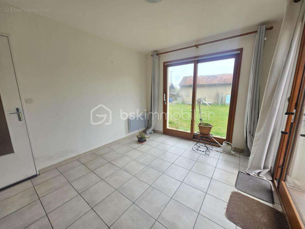 Joli pavillon de plain-pied de 77m² à Sougy sur Loire - photo 3