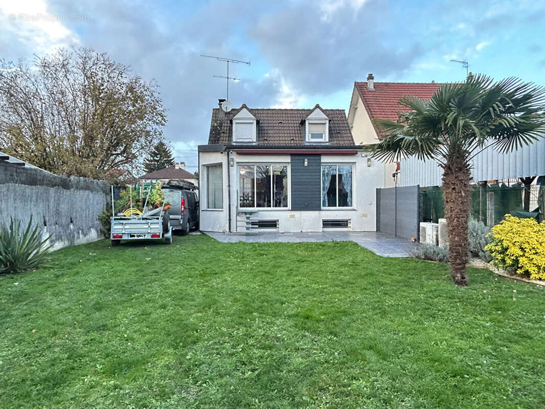 Maison à MITRY-MORY