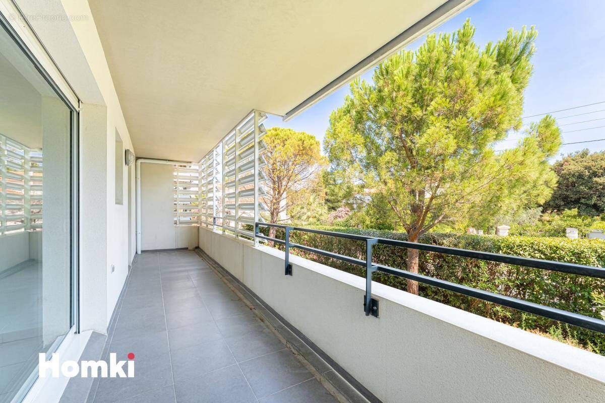 Appartement à MARSEILLE-9E